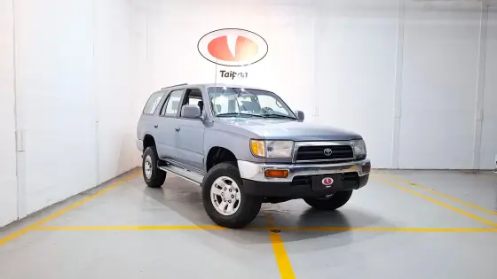 TOYOTA HILUX SW4 3.0 4X4 8V TURBO DIESEL 4P MANUAL