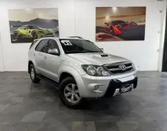 TOYOTA HILUX SW4 3.0 SRV 4X4 16V TURBO INTERCOOLER DIESEL 4P AUTOMÁTICO TOYOTA HILUX SW4 3.0 SRV 4X4 16V TURBO INTERCOOLER DIESEL 4P AUTOMÁTICO