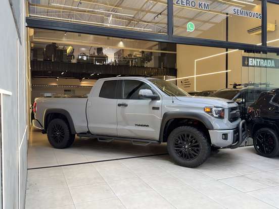TOYOTA-TUNDRA-5.7 TRD PRO 4X4 CD V8 32V GASOLINA 4P AUTOMÁTICO TOYOTA-TUNDRA-2017