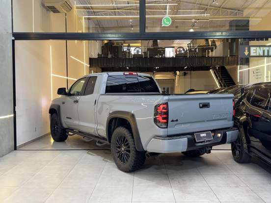 TOYOTA-TUNDRA-5.7 TRD PRO 4X4 CD V8 32V GASOLINA 4P AUTOMÁTICO TOYOTA-TUNDRA-2017