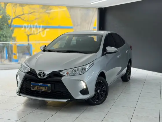TOYOTA YARIS 1.5 16V FLEX SEDAN XL LIVE MULTIDRIVE