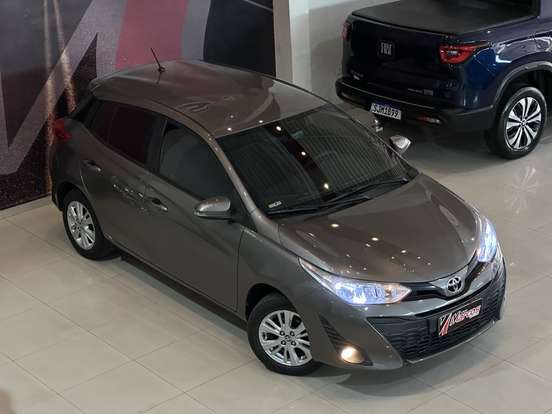 TOYOTA-YARIS-1.3 16V FLEX XL PLUS TECH MULTIDRIVE TOYOTA-YARIS-2018