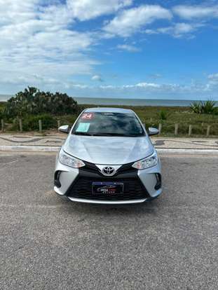 TOYOTA-YARIS-2024