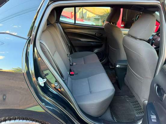 TOYOTA-YARIS-2024