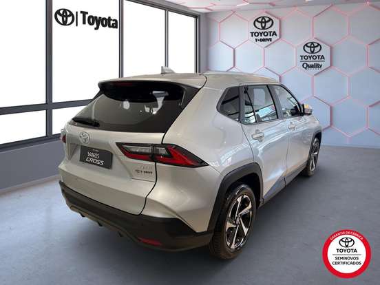 TOYOTA-YARIS CROSS-2026