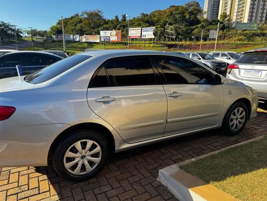 TOYOTA-COROLLA-2009