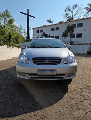 TOYOTA-COROLLA-2004