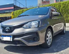 TOYOTA ETIOS 1.5 X PLUS SEDAN 16V FLEX 4P AUTOMÁTICO TOYOTA ETIOS 1.5 X PLUS SEDAN 16V FLEX 4P AUTOMÁTICO