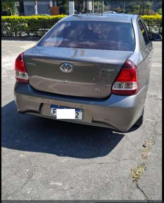 TOYOTA-ETIOS-2018