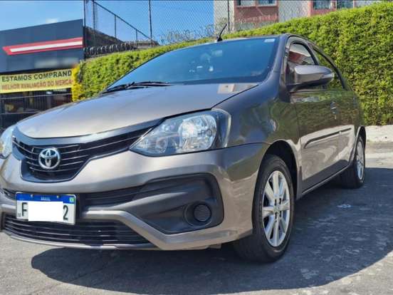 TOYOTA-ETIOS-1.5 X PLUS SEDAN 16V FLEX 4P AUTOMÁTICO TOYOTA-ETIOS-2018