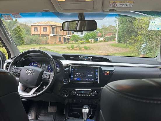 TOYOTA-HILUX-2.7 SRV 4X4 CD 16V FLEX 4P AUTOMÁTICO TOYOTA-HILUX-2019