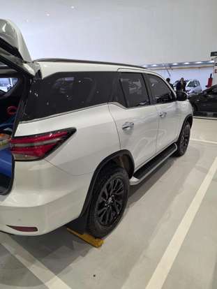 TOYOTA-HILUX SW4-2022
