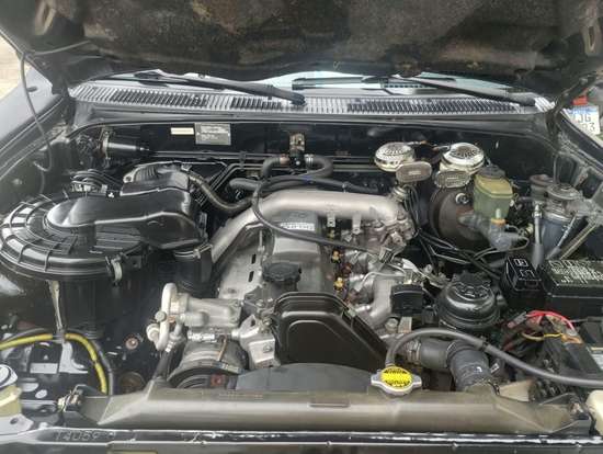 TOYOTA-HILUX SW4-2000