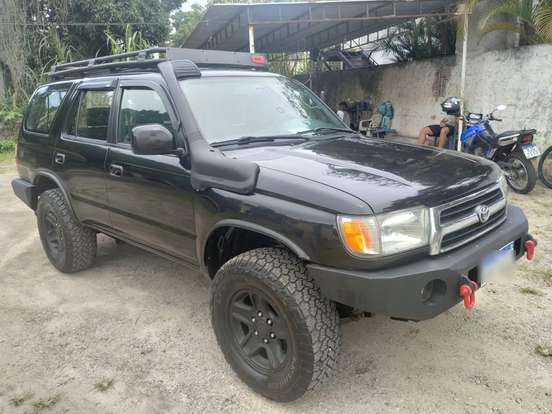 TOYOTA-HILUX SW4-3.0 4X4 8V TURBO DIESEL 4P MANUAL TOYOTA-HILUX SW4-2000