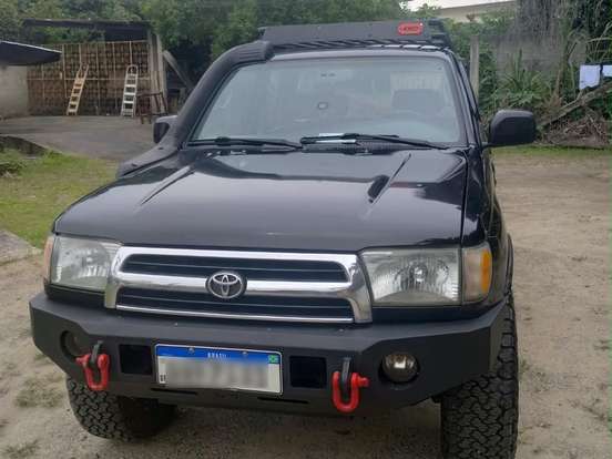 TOYOTA-HILUX SW4-3.0 4X4 8V TURBO DIESEL 4P MANUAL TOYOTA-HILUX SW4-2000