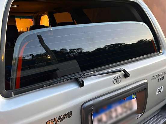 TOYOTA-HILUX SW4-3.0 4X4 8V TURBO DIESEL 4P MANUAL TOYOTA-HILUX SW4-2000
