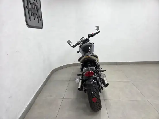 TRIUMPH-BONNEVILLE BOBBER 1200 TRIUMPH-BONNEVILLE BOBBER 1200-2026