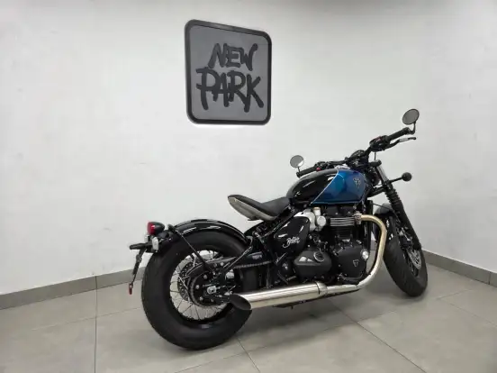 TRIUMPH-BONNEVILLE BOBBER 1200 TRIUMPH-BONNEVILLE BOBBER 1200-2026