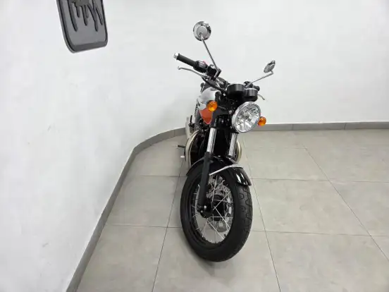 TRIUMPH-BONNEVILLE T100 900-2025