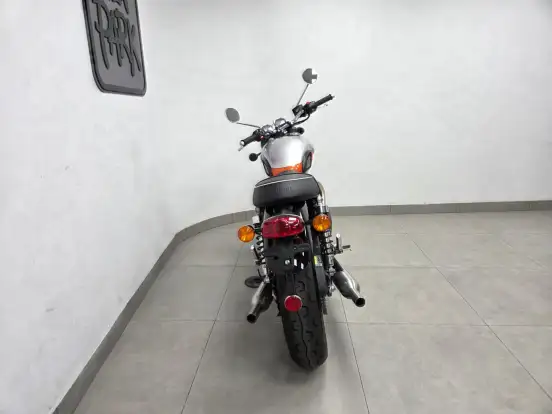 TRIUMPH-BONNEVILLE T100 900-2025