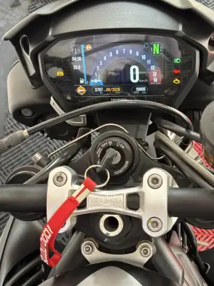 TRIUMPH-STREET TRIPLE 765 RS TRIUMPH-STREET TRIPLE 765 RS-2019