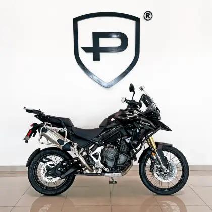 TRIUMPH TIGER 1200 BLACK EDITION 
