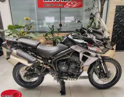 TRIUMPH TIGER 800 XCX TRIUMPH TIGER 800 XCX