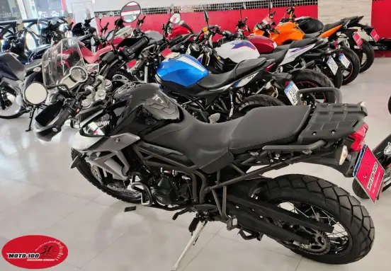 TRIUMPH-TIGER 800 XCX-2018
