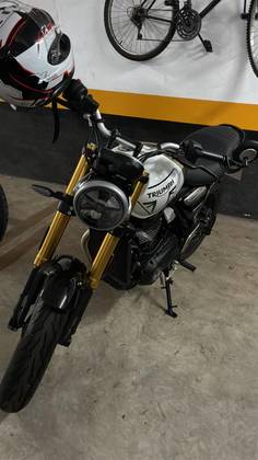 TRIUMPH SPEED 400 