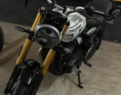 TRIUMPH SPEED 400 TRIUMPH SPEED 400
