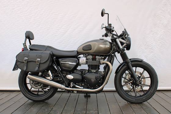 TRIUMPH STREET TWIN 