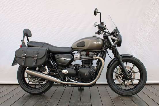 TRIUMPH-STREET TWIN-2019