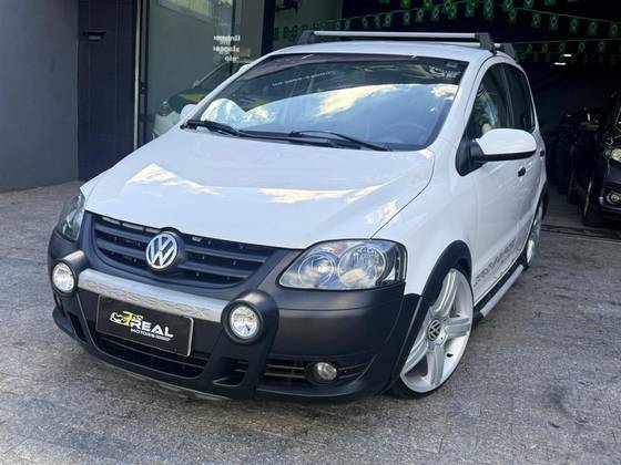 VOLKSWAGEN CROSSFOX 1.6 MI FLEX 8V 4P MANUAL