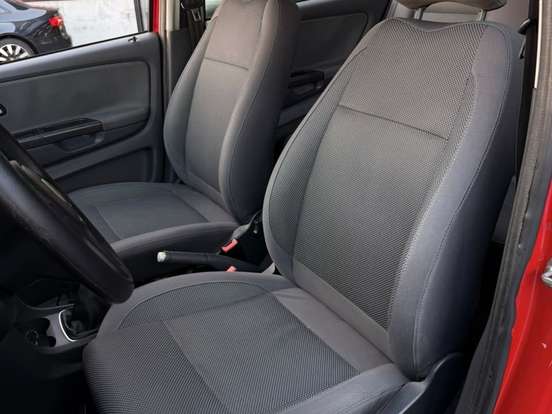 VOLKSWAGEN-FOX-1.0 MI 8V FLEX 4P MANUAL VOLKSWAGEN-FOX-2010