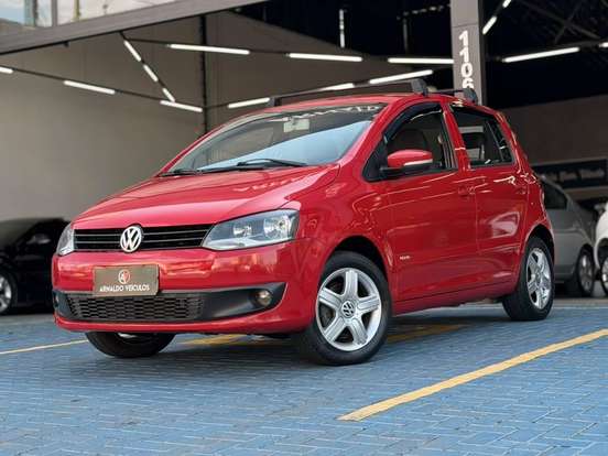 VOLKSWAGEN-FOX-1.0 MI 8V FLEX 4P MANUAL VOLKSWAGEN-FOX-2010
