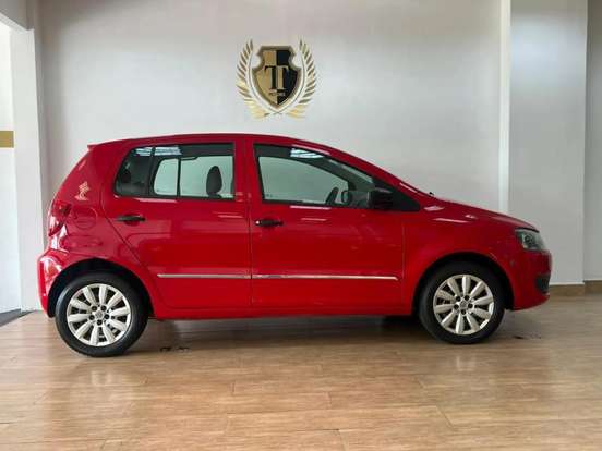 VOLKSWAGEN-FOX-1.0 MI 8V FLEX 4P MANUAL VOLKSWAGEN-FOX-2013