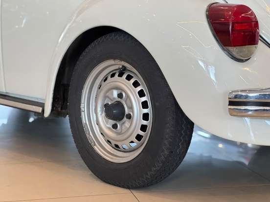 VOLKSWAGEN-FUSCA-1980