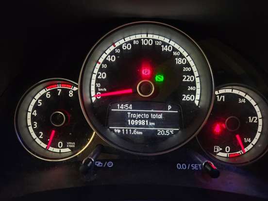VOLKSWAGEN-FUSCA-2012
