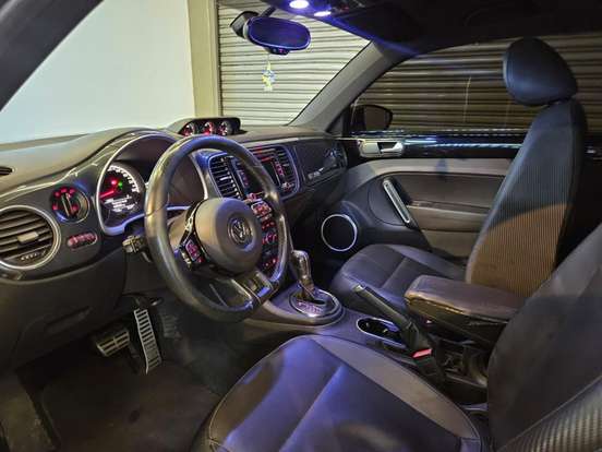 VOLKSWAGEN-FUSCA-2012