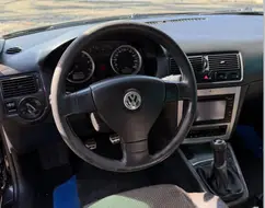 VOLKSWAGEN GOLF 1.6 MI SPORTLINE 8V FLEX 4P MANUAL VOLKSWAGEN GOLF 1.6 MI SPORTLINE 8V FLEX 4P MANUAL