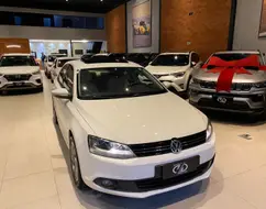 VOLKSWAGEN JETTA 2.0 COMFORTLINE FLEX 4P TIPTRONIC VOLKSWAGEN JETTA 2.0 COMFORTLINE FLEX 4P TIPTRONIC