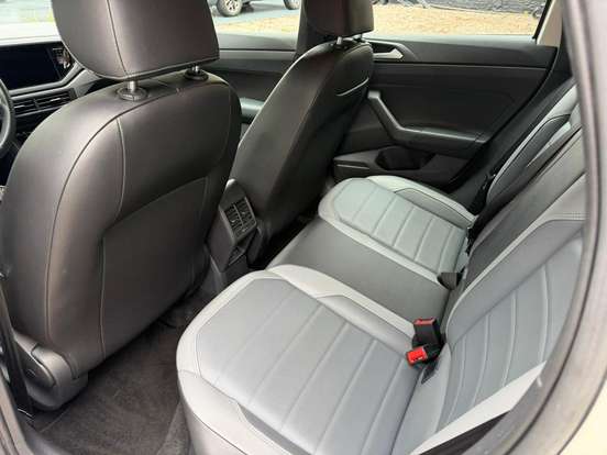 VOLKSWAGEN-NIVUS-1.0 200 TSI TOTAL FLEX HIGHLINE AUTOMÁTICO VOLKSWAGEN-NIVUS-2024