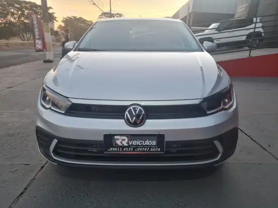 VOLKSWAGEN-POLO-2023