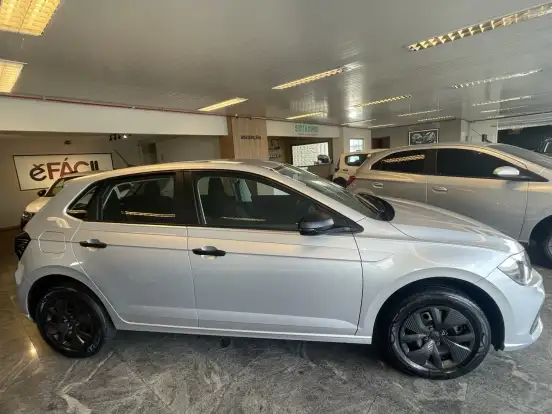 VOLKSWAGEN-POLO-2024