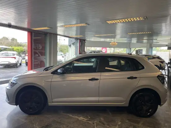 VOLKSWAGEN-POLO-2024