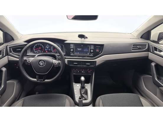 VOLKSWAGEN-POLO-1.0 200 TSI COMFORTLINE AUTOMÁTICO VOLKSWAGEN-POLO-2019
