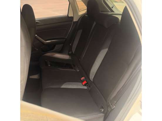 VOLKSWAGEN-POLO-2024