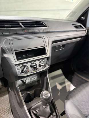 VOLKSWAGEN-SAVEIRO-2023