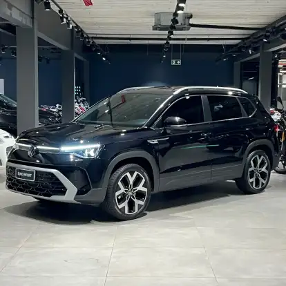 VOLKSWAGEN-TAOS-2025