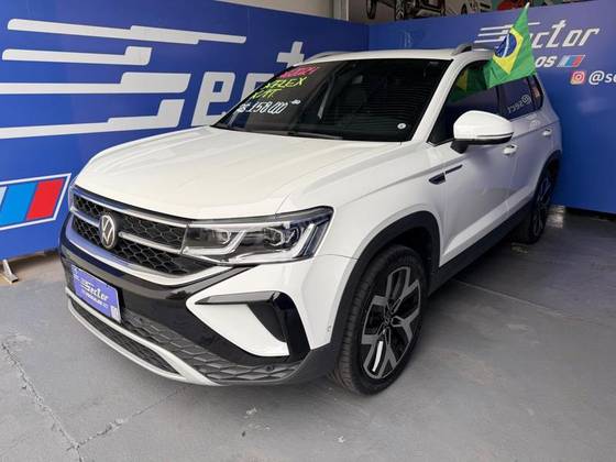 VOLKSWAGEN TAOS 1.4 250 TSI TOTAL FLEX HIGHLINE AUTOMÁTICO